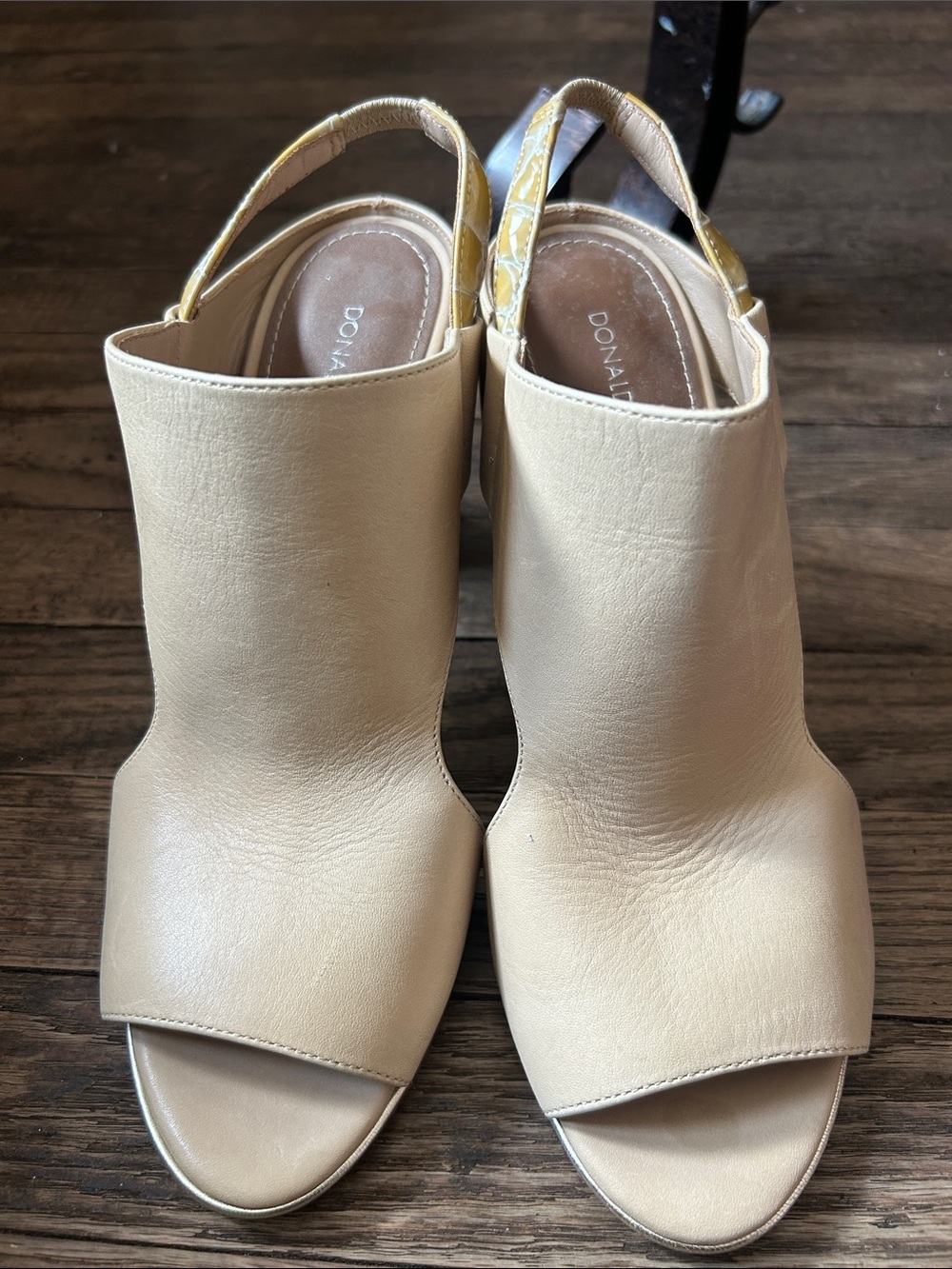 Donald J. Pliner Cream Open-Toe Slingback Mules